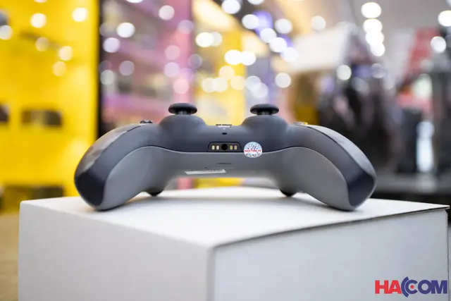 68502_tay_cam_choi_game_sony_ps5_dualsense_gray_camouflage_hang_chinh_hang_005.JPG 8