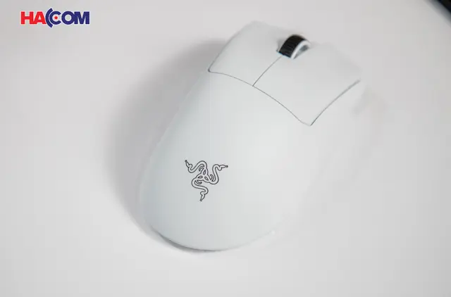 68798_chuot_game_khong_day_razer_deathadder_v3_pro_ergonomic_white_rz01_04630200_r3a1_009.JPG 12