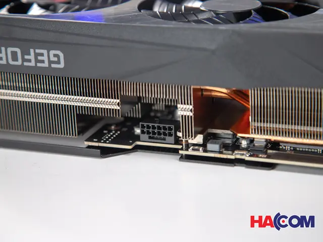 69008_card_man_hinh_gigabyte_rtx_4090_windforce_24gd_at__3_.JPG 11