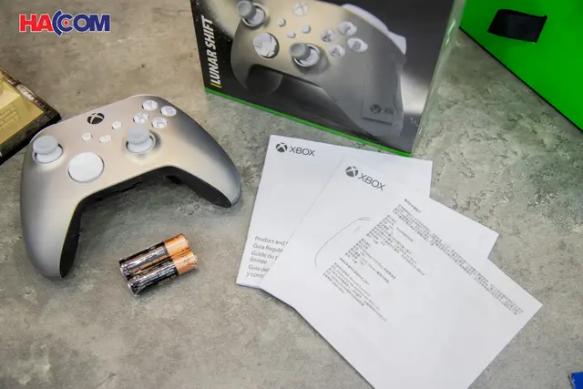 69302_tay_cam_choi_game_khong_day_xbox_one_series_x_luna_shift_003.JPG 6