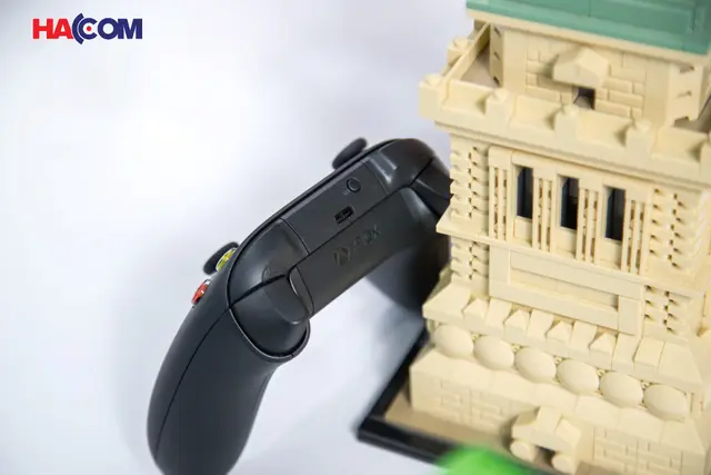 69477_tay_cam_choi_game_xbox_series_x_controller_carbon_black_mau_den_usb_adapter_khong_day_007.JPG 10