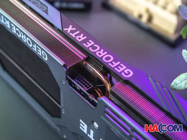 69833_card_man_hinh_gigabyte_rtx_4070_ti_elite_12gb_at__8_.JPG 14