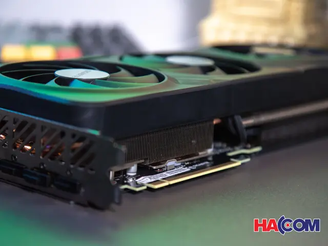 69833_card_man_hinh_gigabyte_rtx_4070_ti_elite_12gb_at__9_.JPG 12