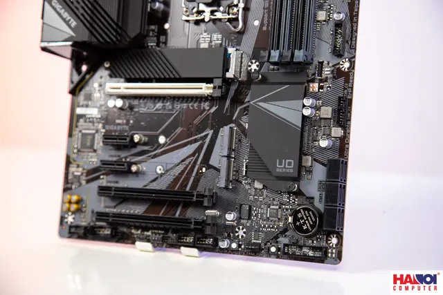 61204_mainboard_gigabyte_z690_ud_intel_z690_socket_1700_atx_4_khe_ram_ddr4_44.JPG 7