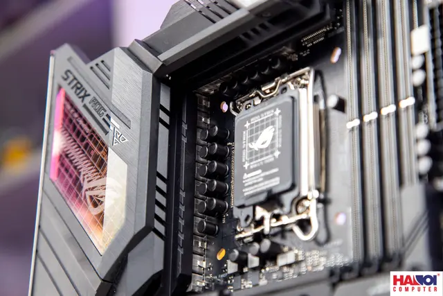 61222_mainboard_asus_rog_strix_z690_e_gaming_wifi_intel_z690_socket_1700_atx_4_khe_ram_ddr5_15.JPG 14
