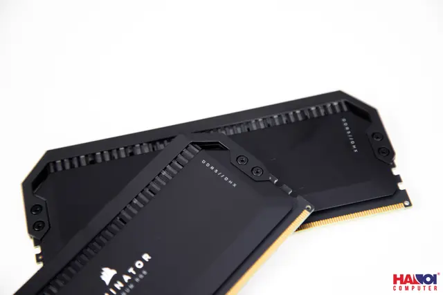 61306_ram_desktop_corsair_dominator_platinum_rgb_heatspreader_cmt32gx5m2b5200c38_32gb_2x16gb_ddr5_5200mhz_99.JPG 11