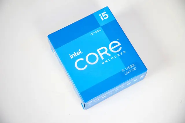 61447_cpu_intel_core_i5_12600k_3_7ghz_turbo_up_to_4_9ghz_10_nhan_16_luong_20mb_cache_125w_socket_intel_lga_1700_alder_lake_4.JPG 4