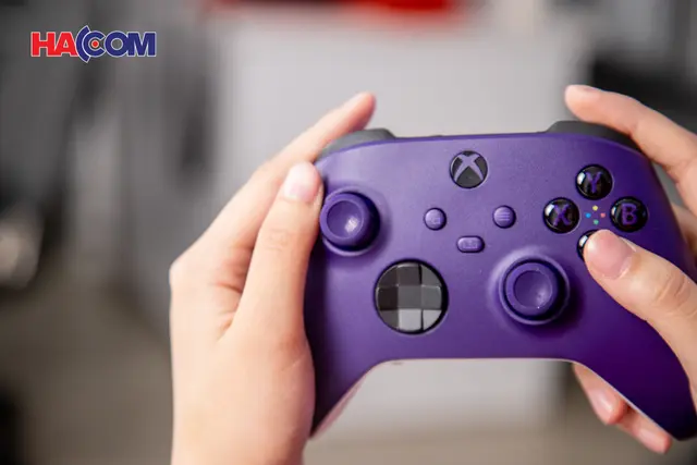 77323_tay_cam_choi_game_khong_day_xbox_series_x_controller_astral_purple_07.JPG 9