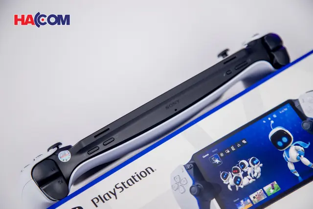 77683_playstation_portal_remote_player_for_ps5_console_008.JPG 10