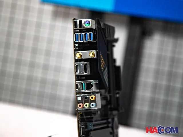 70386_mainboard_asus_tuf_gaming_b550m_plus_wifi_ii_at__4_.JPG 7
