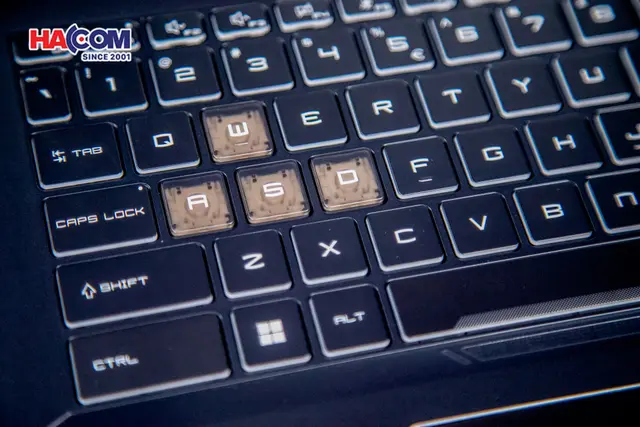 70977_laptop_msi_gaming_katana_15_b13vfk_676vn_011.JPG 16