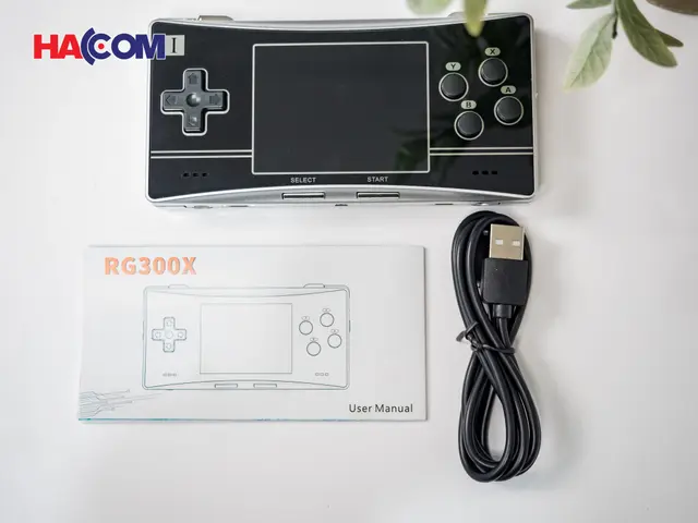 72114_may_choi_game_cam_tay_anbernic_rg300x_mau_den_004.JPG 9