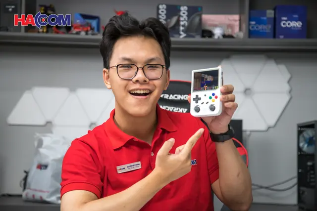 72123_may_choi_game_cam_tay_anbernic_rg353v_mau_trang_002.JPG 5