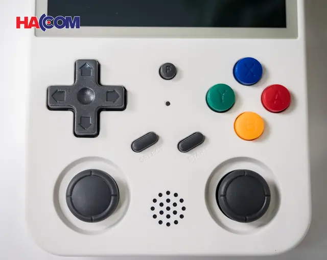 72123_may_choi_game_cam_tay_anbernic_rg353v_mau_trang_008.JPG 11