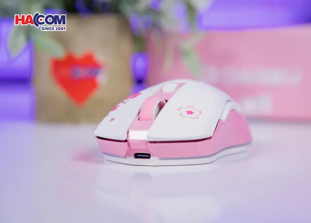 72709_chuot_gaming_khong_day_dareu_em901x_pink_led_rgb_010.JPG 10