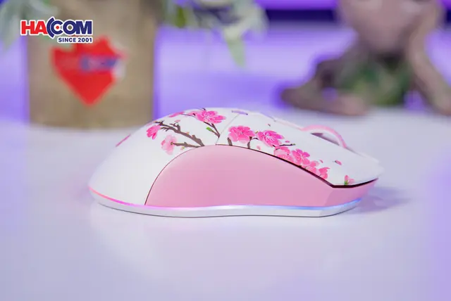 72709_chuot_gaming_khong_day_dareu_em901x_pink_led_rgb_013.JPG 13