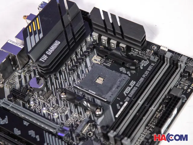 84093_mainboard_asus_tuf_gaming_b550m_plus_wifi_ii_at__5_.JPG 8