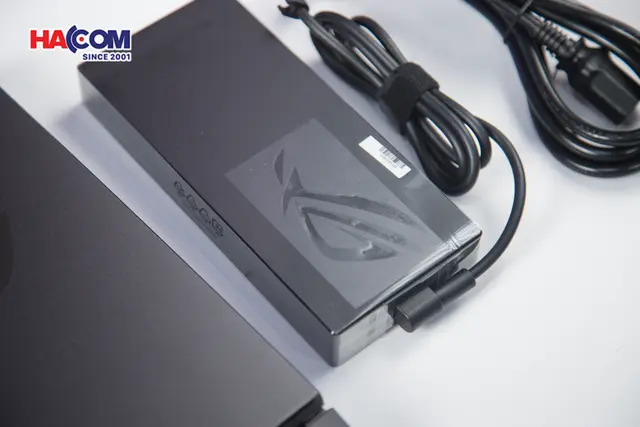 87459_laptop_asus_gaming_rog_strix_g614ju_n4450w_i7_13650hx_06.JPG 16