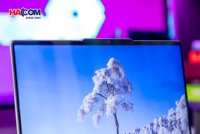 88079_laptop_lenovo_yoga_7_slim_15ill9_83hm000gvn_ultra7_258v_32gb_ram_1tb_ssd_15_3_2_8k_120hz_cam_ung_win11_office_h_s_xam_07.JPG 16