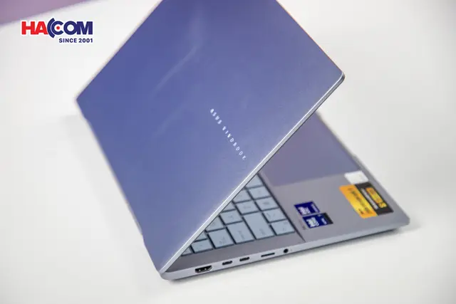 88567_laptop_asus_vivobook_s5406sa_pp059ws_ultra_7_258v_013.JPG 22