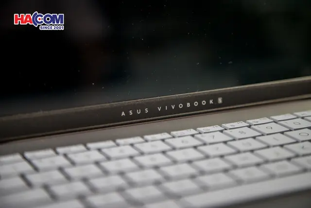 88567_laptop_asus_vivobook_s5406sa_pp059ws_ultra_7_258v_07.JPG 16