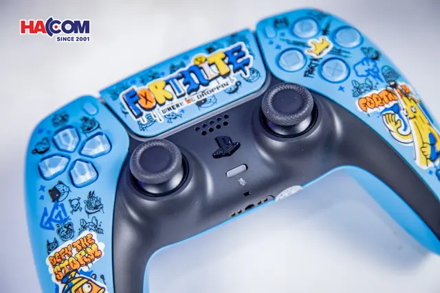 89529_tay_cam_choi_game_sony_ps5_dualsense_fortnite_limited_edition_09.JPG 13