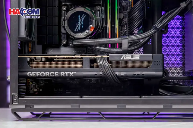 91080_pc_hacom_platinum_pro_011_intel_i7_14700f_vga_rtx_5070_010.JPG 10