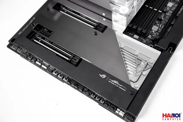 92308_mainboard_asus_rog_maximus_z690_extreme_glacial_intel_z690_socket_1700_atx_4_khe_ram_ddr5_15.JPG 16