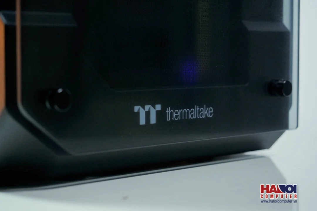 44393_modding_pc_thermaltake_view71_st_04_4.jpg 3