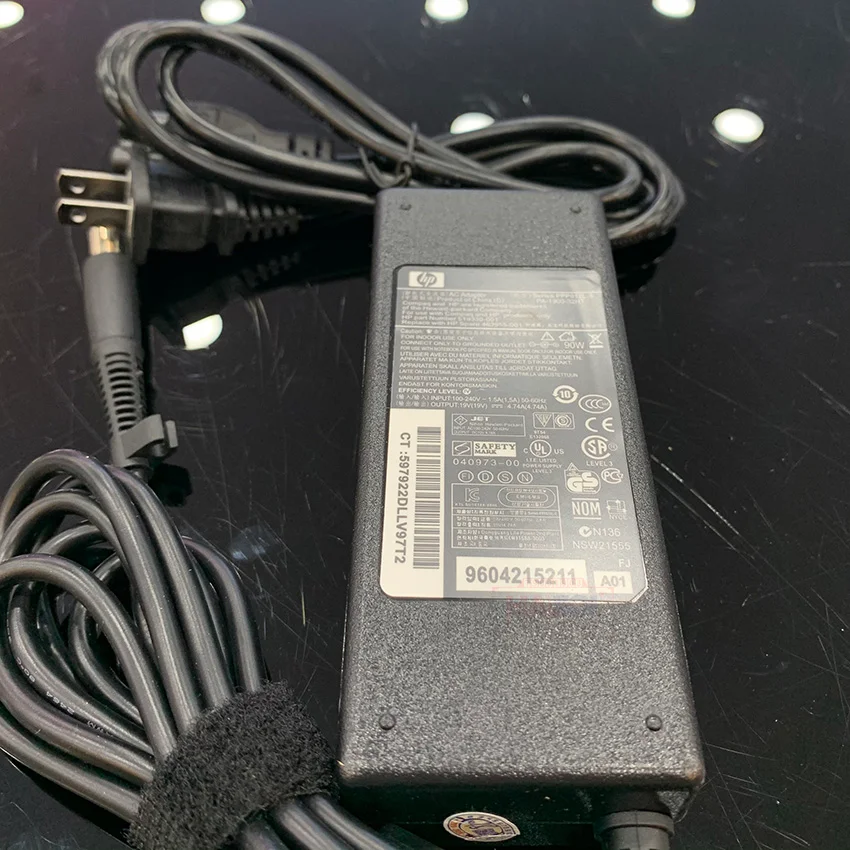 44516_anh_that_sac_hp_19v_474a_90w_2.jpg 3