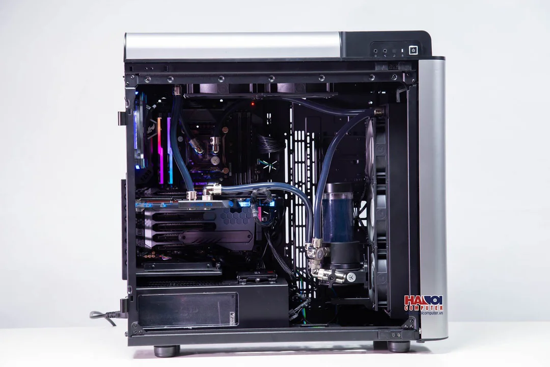 44819_modding_pc_thermaltake_level_20_gt_st_05_4.jpg 3
