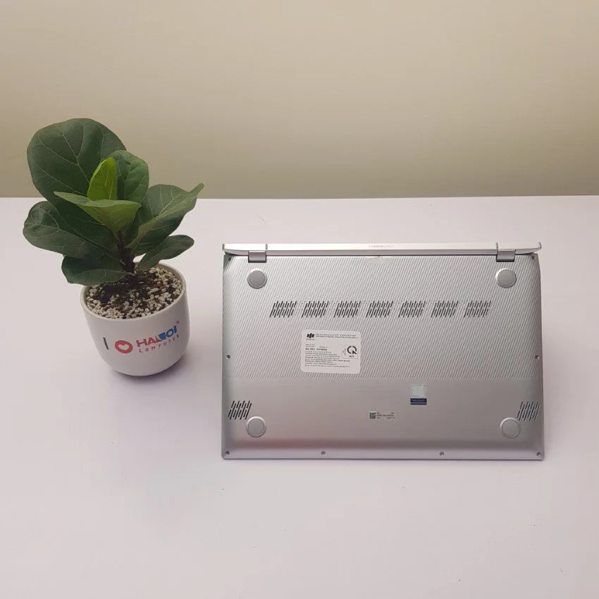49586_laptop_asus_vivobook_s431fl_eb145t_i5_8265u_8gb_ram_512gb_ssd_optane_32gb_14_fhd_mx250_2gb_win_10_bac_2.jpg 2