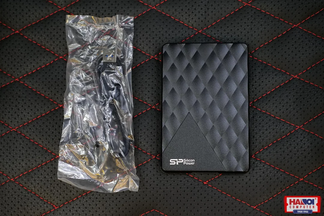56238_o_cung_di_dong_silicon_power_diamond_d06_1tb_sp010tbphdd06s3k_22.jpg 2