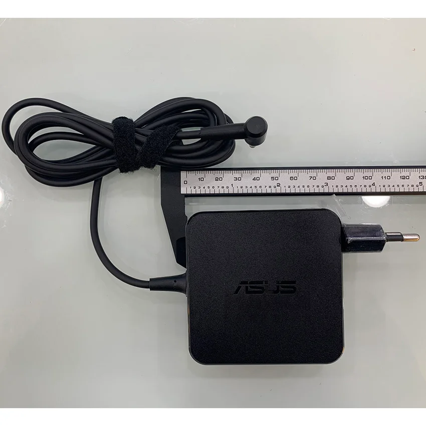 56396_sac_laptop_asus_19v_3_42a_chan_nho_4_0_x_1_35mm_cu_vuong_4.jpg 3