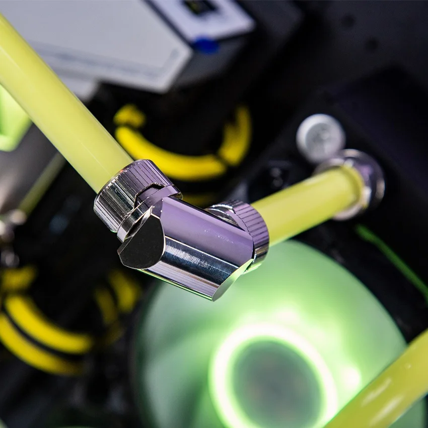 58912_thermaltake_core_p5_watercooling__1_.jpg 1