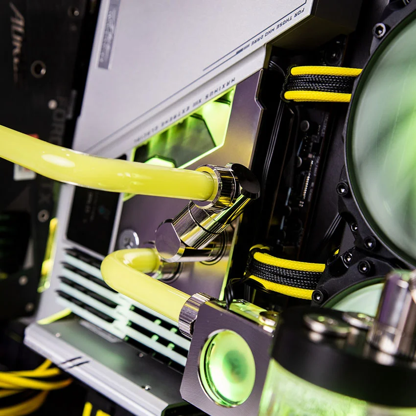 58912_thermaltake_core_p5_watercooling__3_.jpg 3