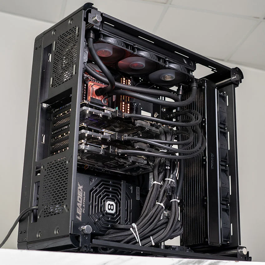 59244__workstation_multi_gpu___soft_tube_watercooling__4_.jpg 3