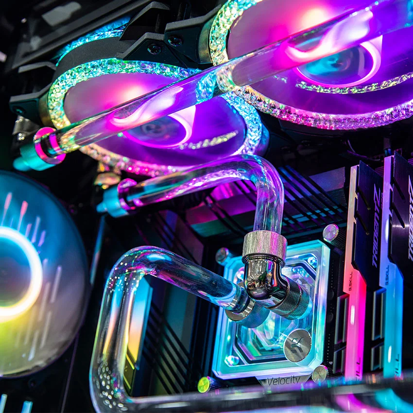 59563_lian_li_o11_xl_watercooling_2__1_.jpg 1