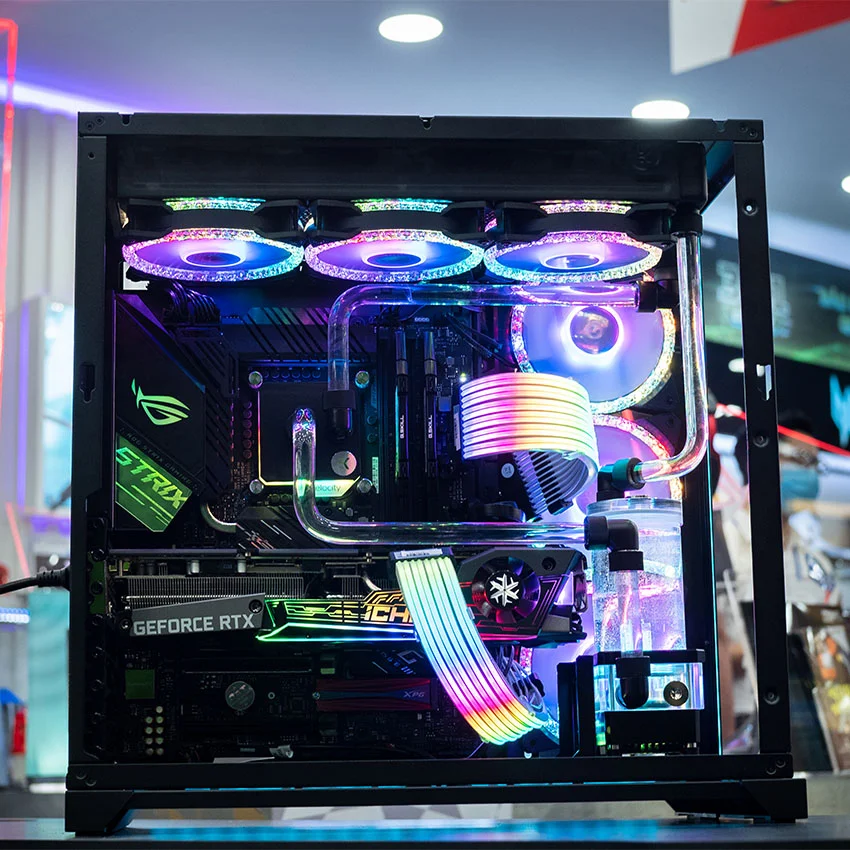 59741_lian_li_o11_dynamic_razer_ht_watercooling__3_.jpg 2