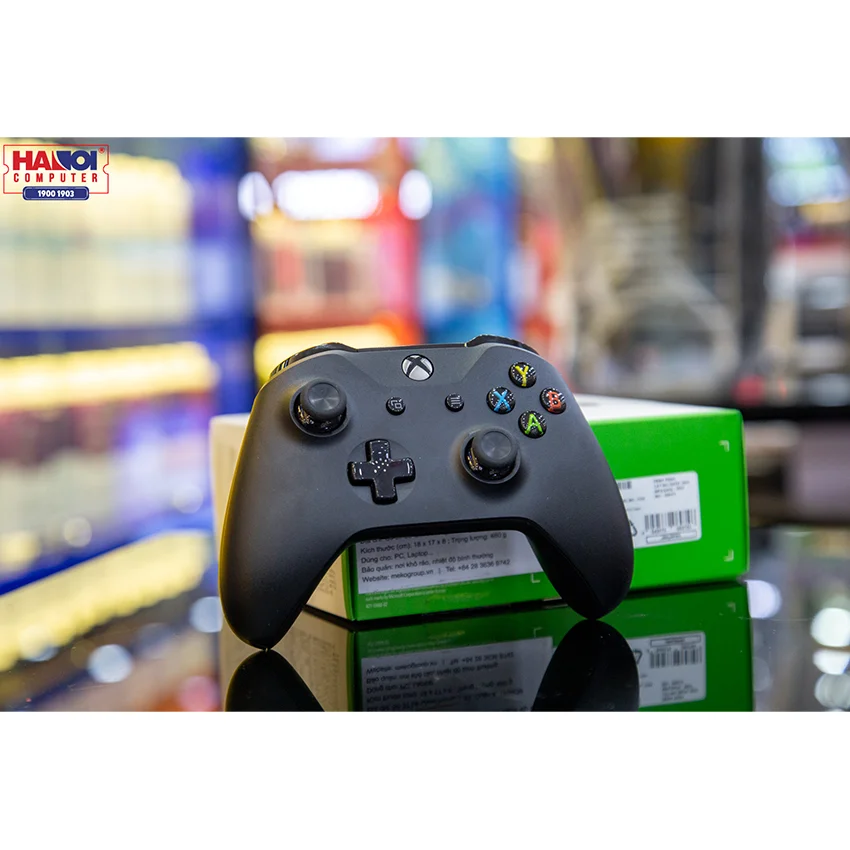 51560_tay_cam_choi_game_khong_day_xbox_one_s_black_01.jpg 3