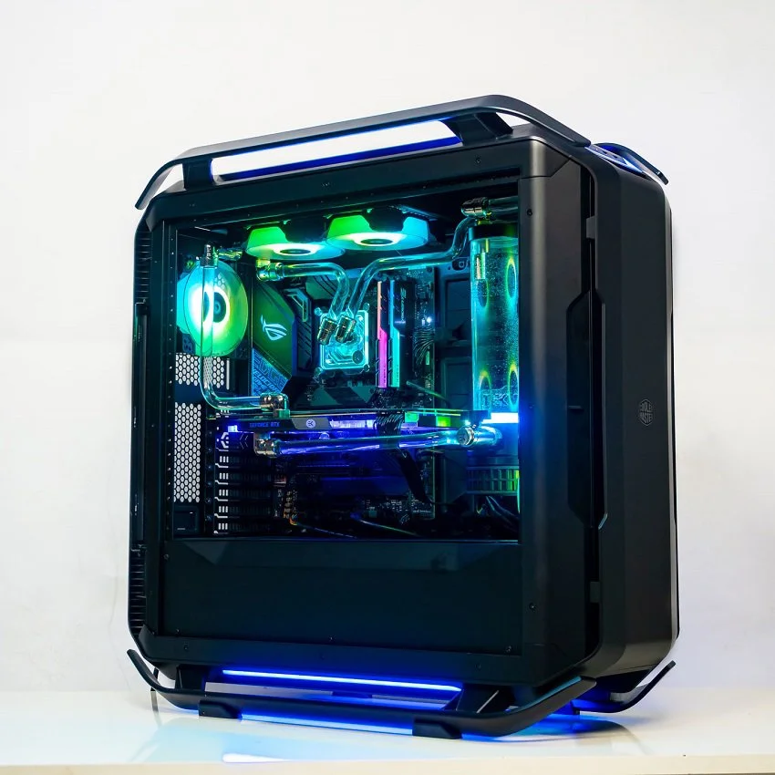 51613_coolermaster_c700p_black_watercooling_2.jpg 0