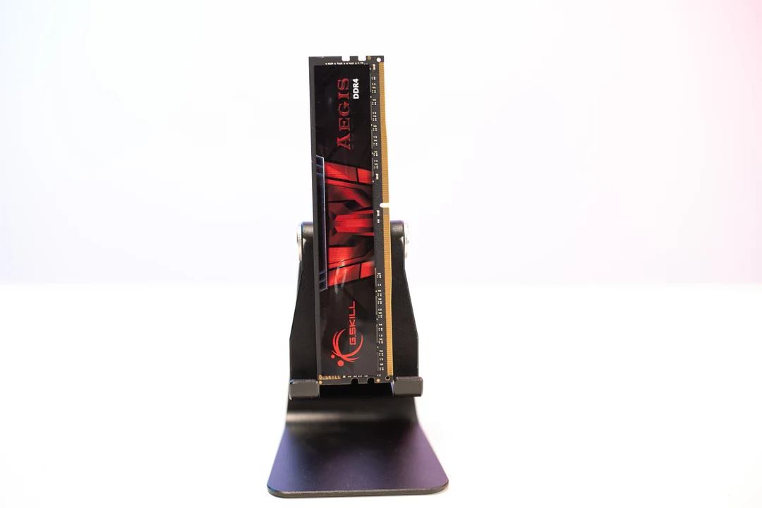 66212_ram_desktop_gskill_aegis_f4_3200c16s_8gis_8gb_1x8gb_ddr4_3200hz_at__1_.jpg 3