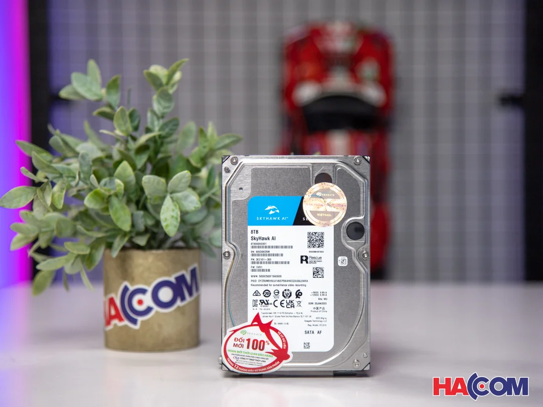 60092_o_cung_hdd_seagate_skyhawk_ai_8tb_st8000ve001_at__2_.JPG 2
