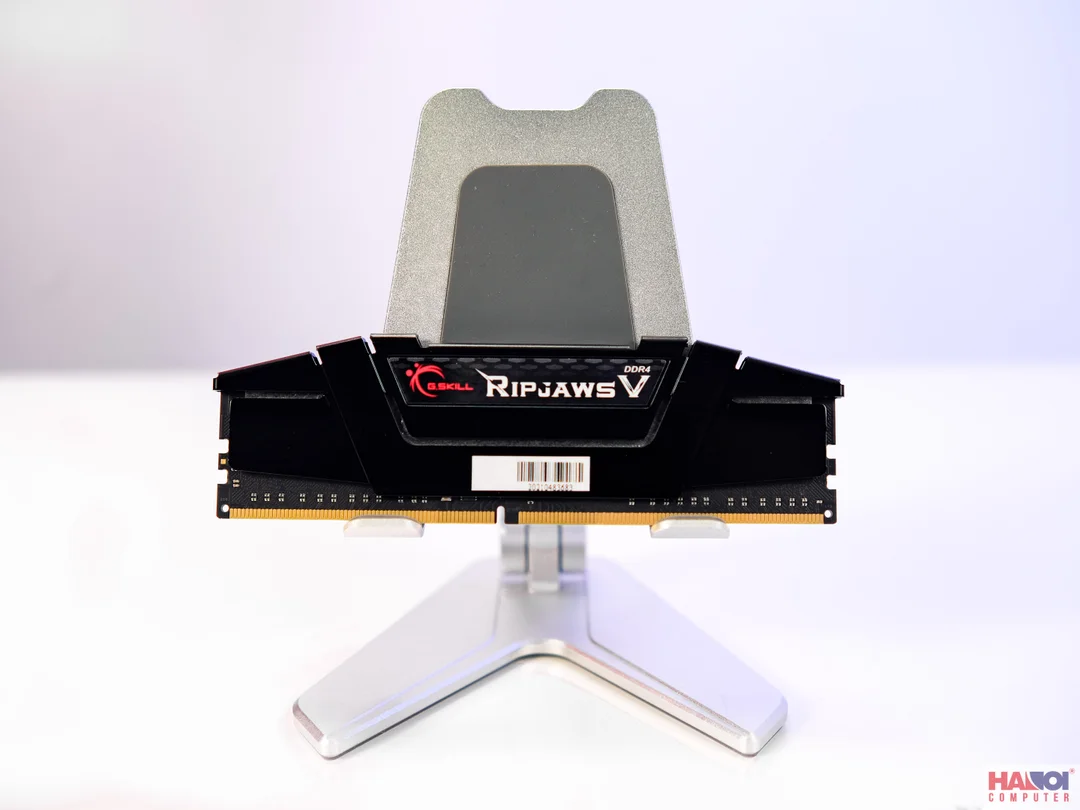 61644_ram_desktop_gskill_ripjaws_v_f4_3200c16s_16gvk_16gb_1x16gb_ddr4_3200mhz_11.JPG 2