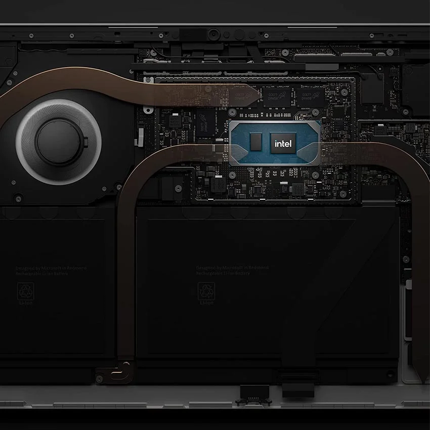 62405_microsoft_surface_pro_8_10.jpg 1