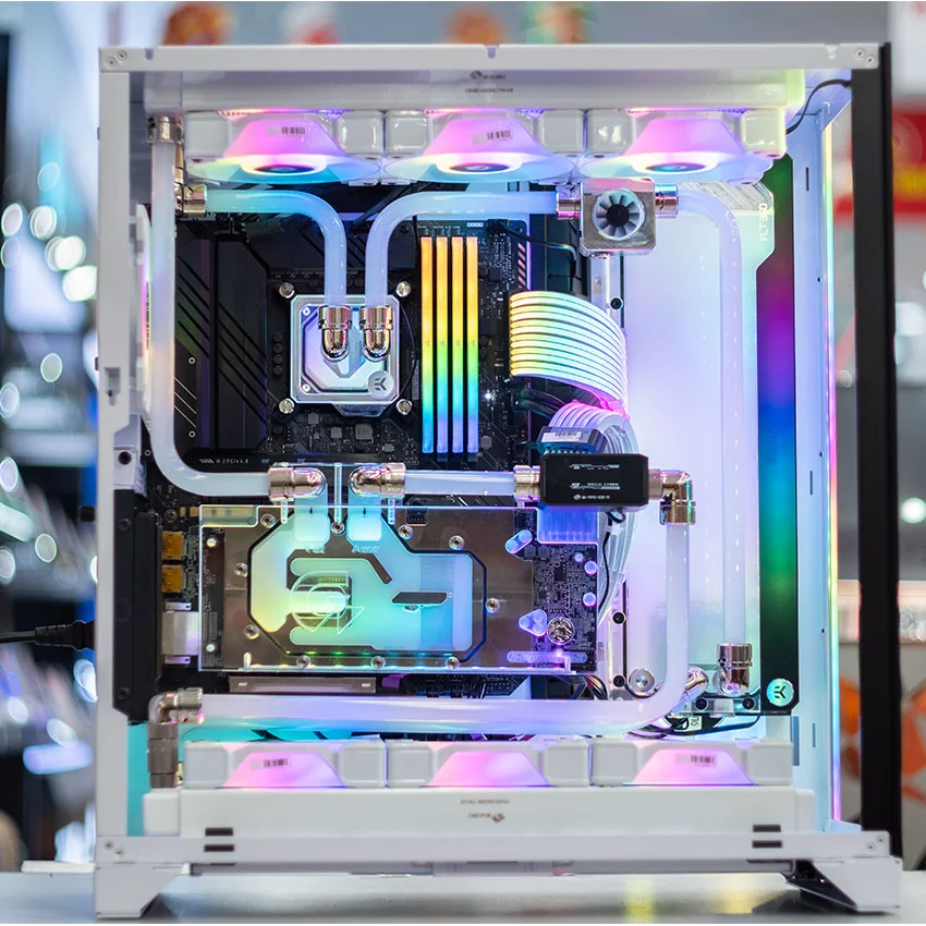 63491_lian_li_o11xl_dynamic__3__watercooling.jpg 2