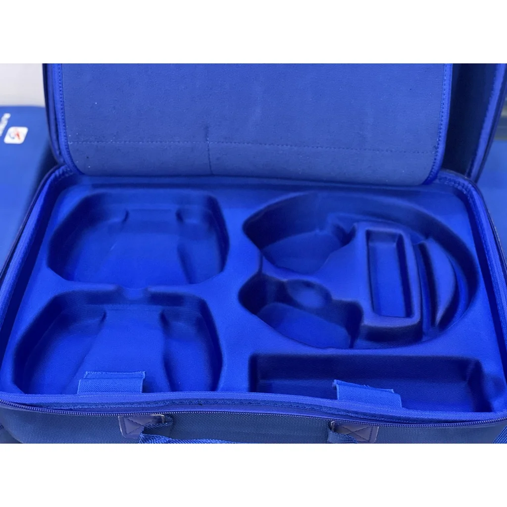 75583_vali_du_lich_platinum_century_dung_may_ps5_o_dia_digital_travel_case_mau_xanh_blue_2.jpg 2