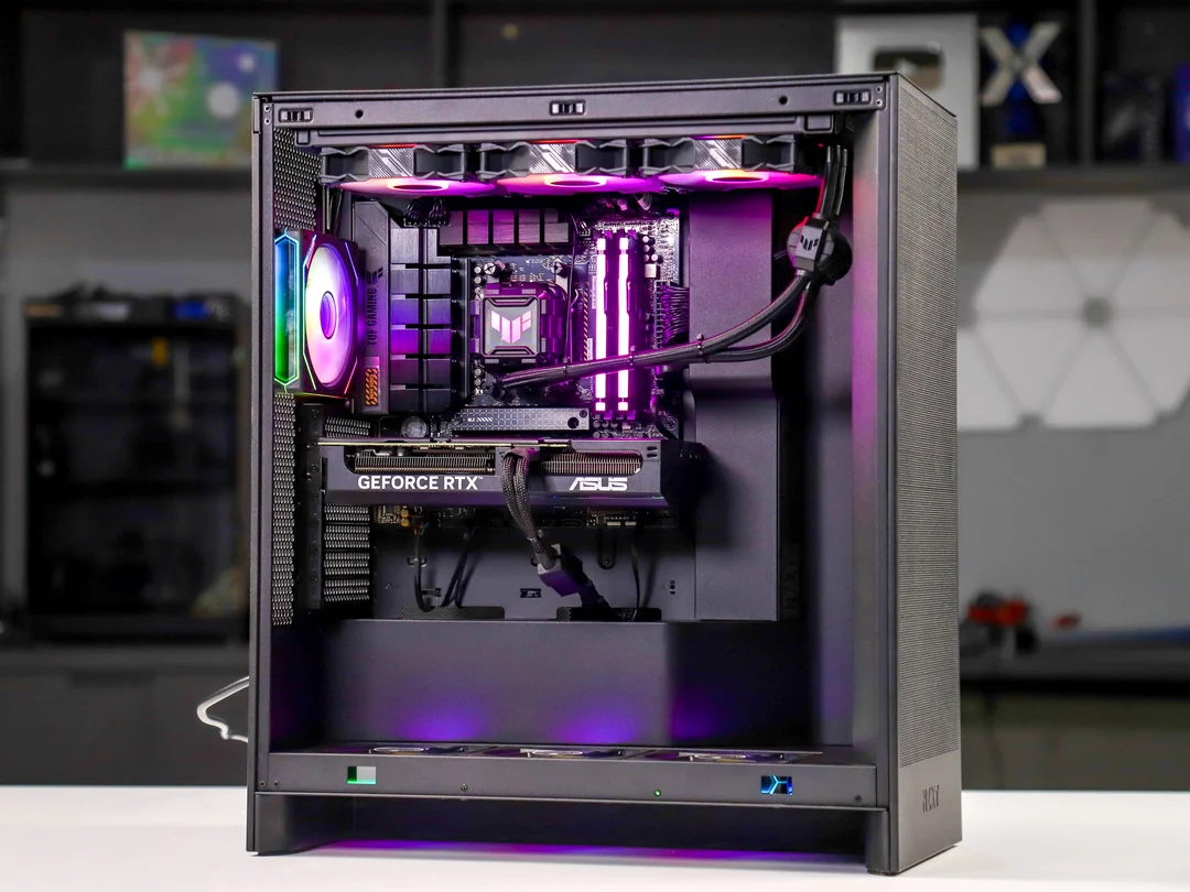 87632_pc_hacom_granite_ridge_002_amd_ryzen_7_9800x3d_vga_rtx_4070s__3_.jpg 3