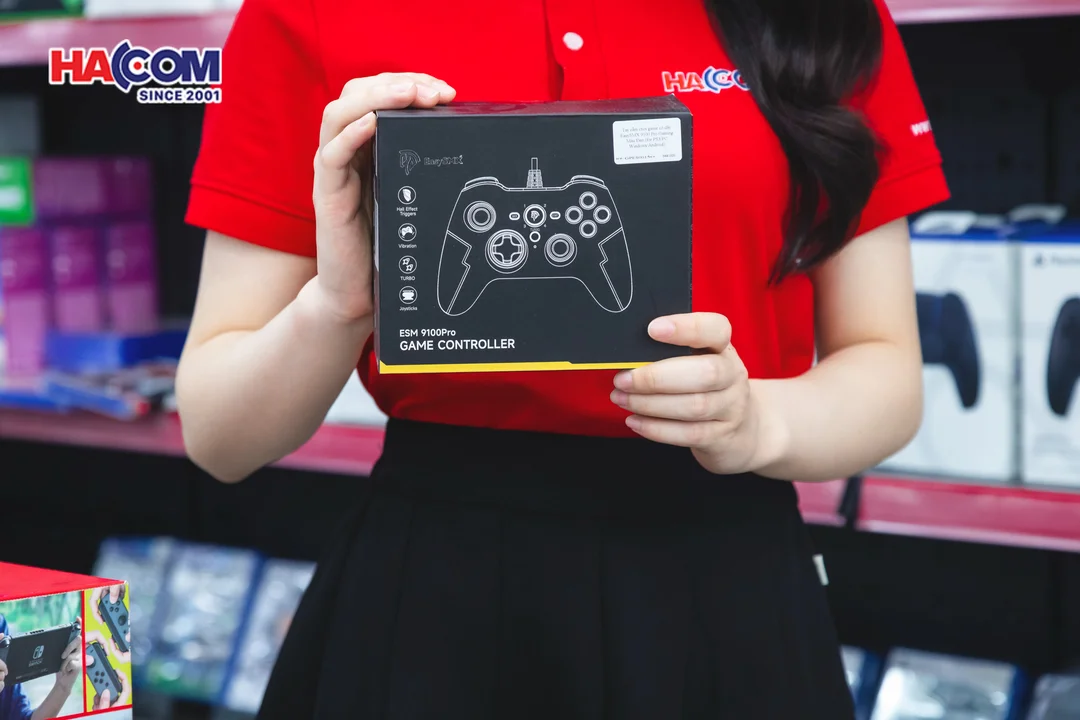 89425_tay_cam_choi_game_co_day_easysmx_9100_pro_gaming_mau_den_01.JPG 1