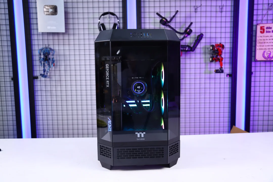 82359_hacom_x_thermaltake_apollo_i11_i7_14700k_z790_32g_ram_rtx_4070_ti_1050wx__8_.jpg 3